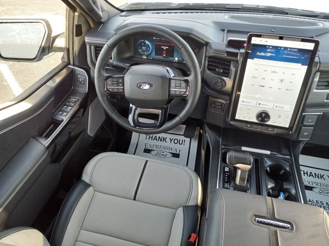 2025 Ford F-150 Lightning Platinum®