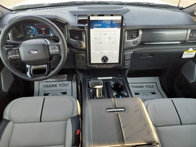 2025 Ford F-150 Lightning Platinum®