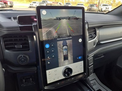 2025 Ford F-150 Lightning Platinum®