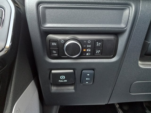 2025 Ford F-150 Lightning Platinum®