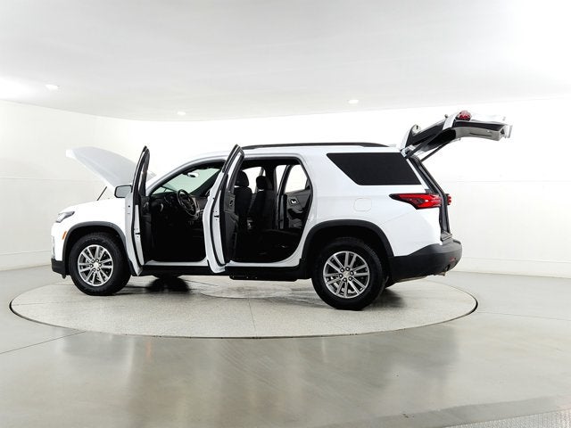 2022 Chevrolet Traverse LT Cloth