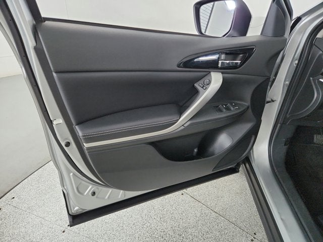 2025 Mitsubishi Eclipse Cross Base