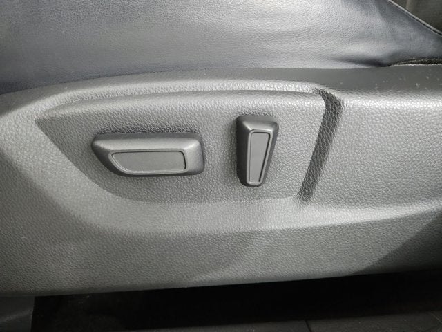 2025 Mitsubishi Eclipse Cross Base