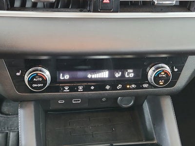 2024 Mitsubishi Outlander SE Black Edition