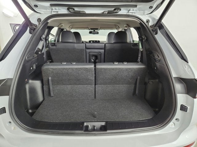 2022 Mitsubishi Outlander Base