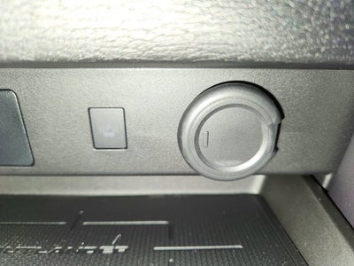 2025 Mitsubishi Outlander Base