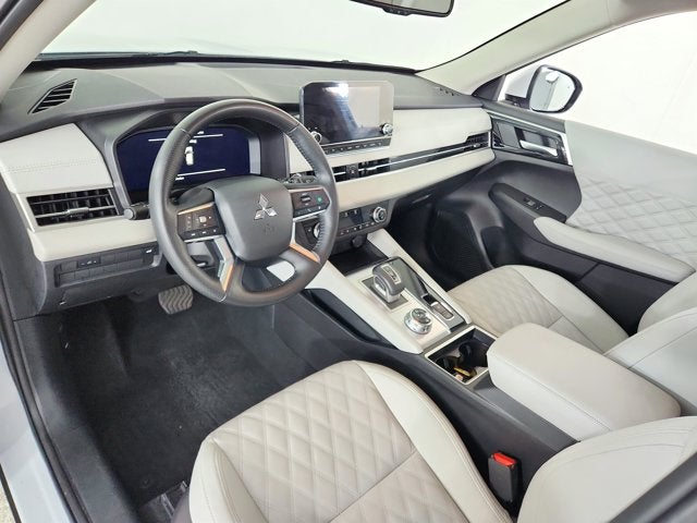 2024 Mitsubishi Outlander SEL