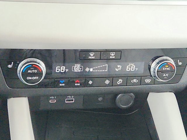 2024 Mitsubishi Outlander SEL