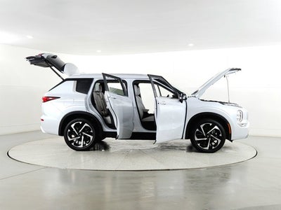 2024 Mitsubishi Outlander SEL