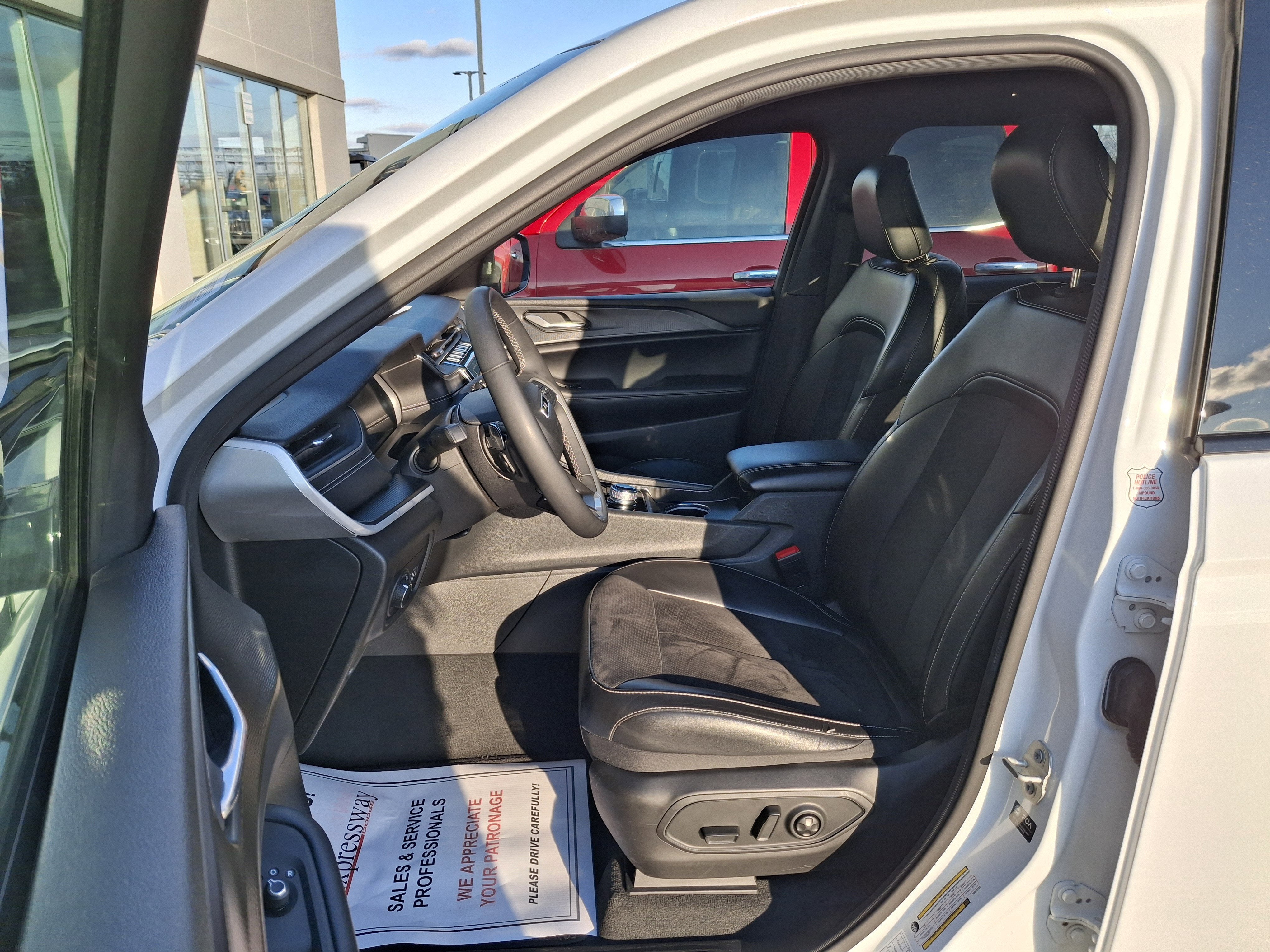 2024 Jeep Grand Cherokee L Altitude