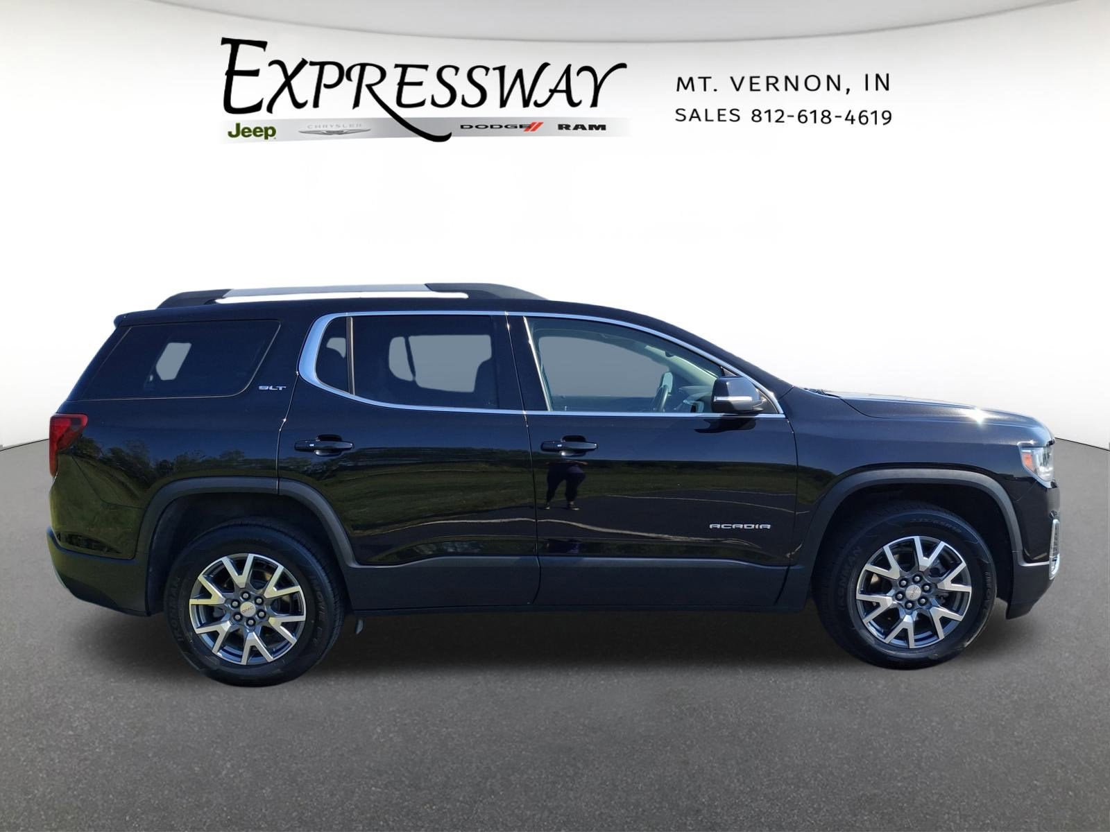 2023 GMC Acadia SLT