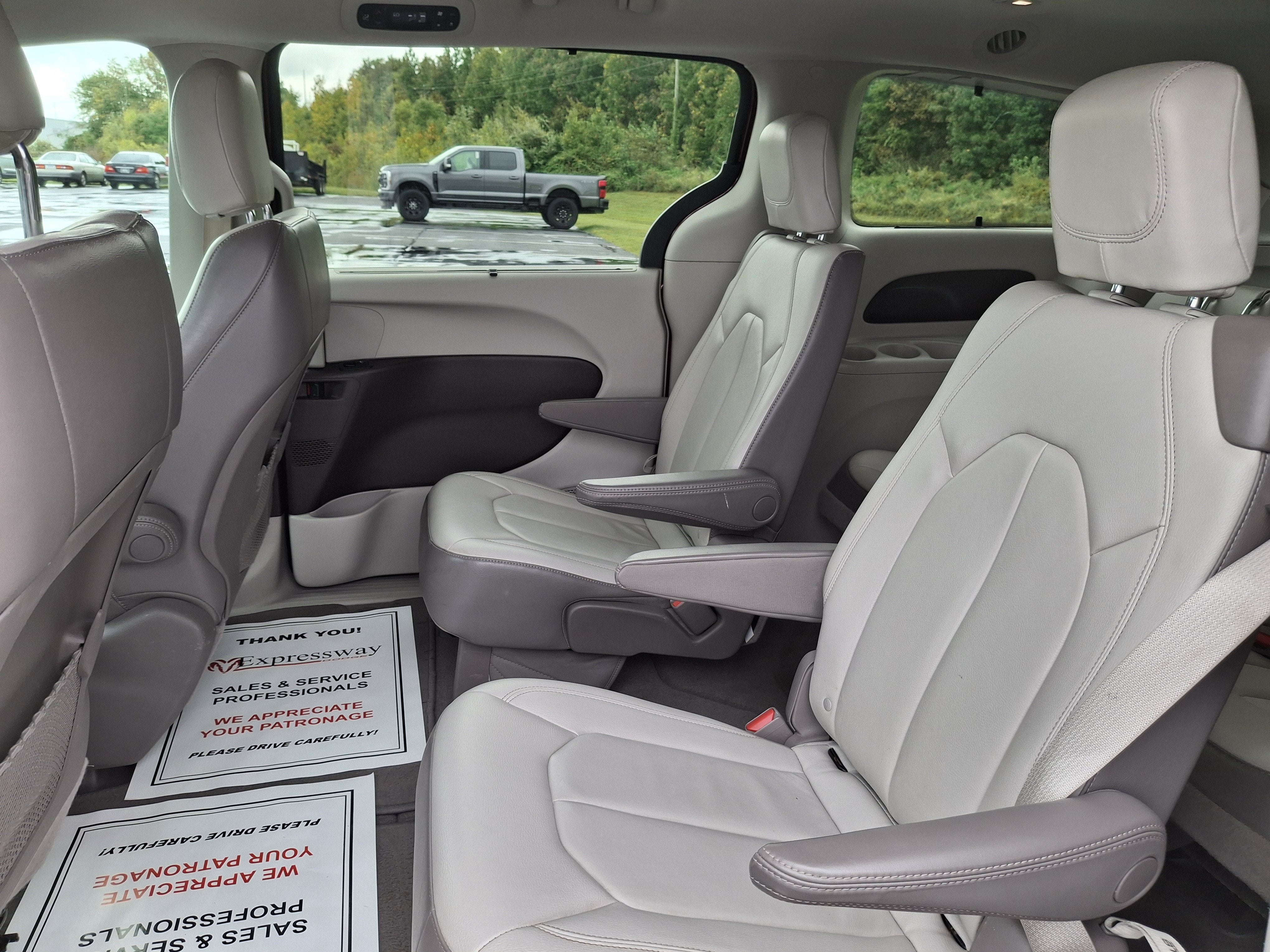 2017 Chrysler Pacifica Touring-L