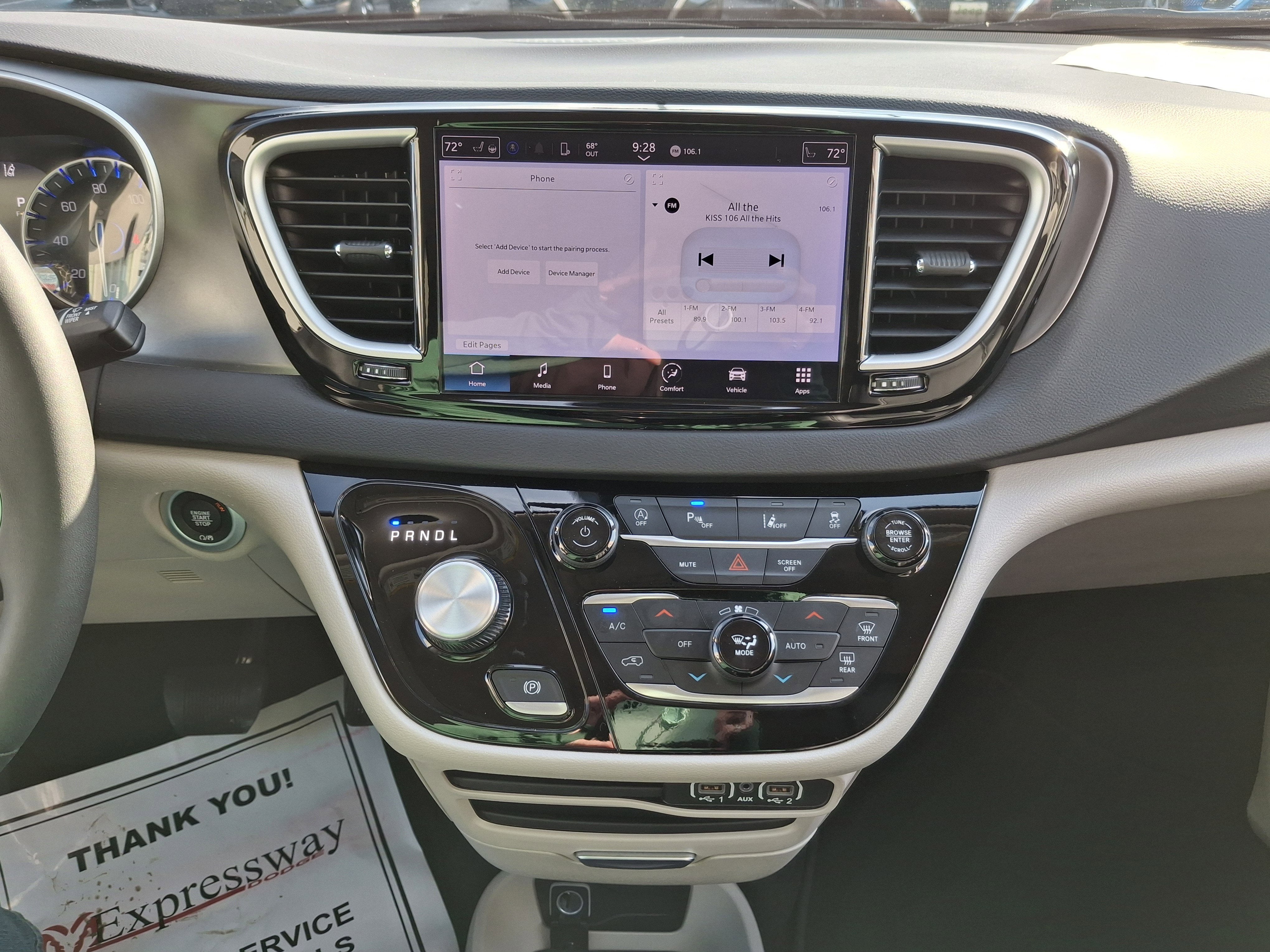 2024 Chrysler Pacifica Touring L