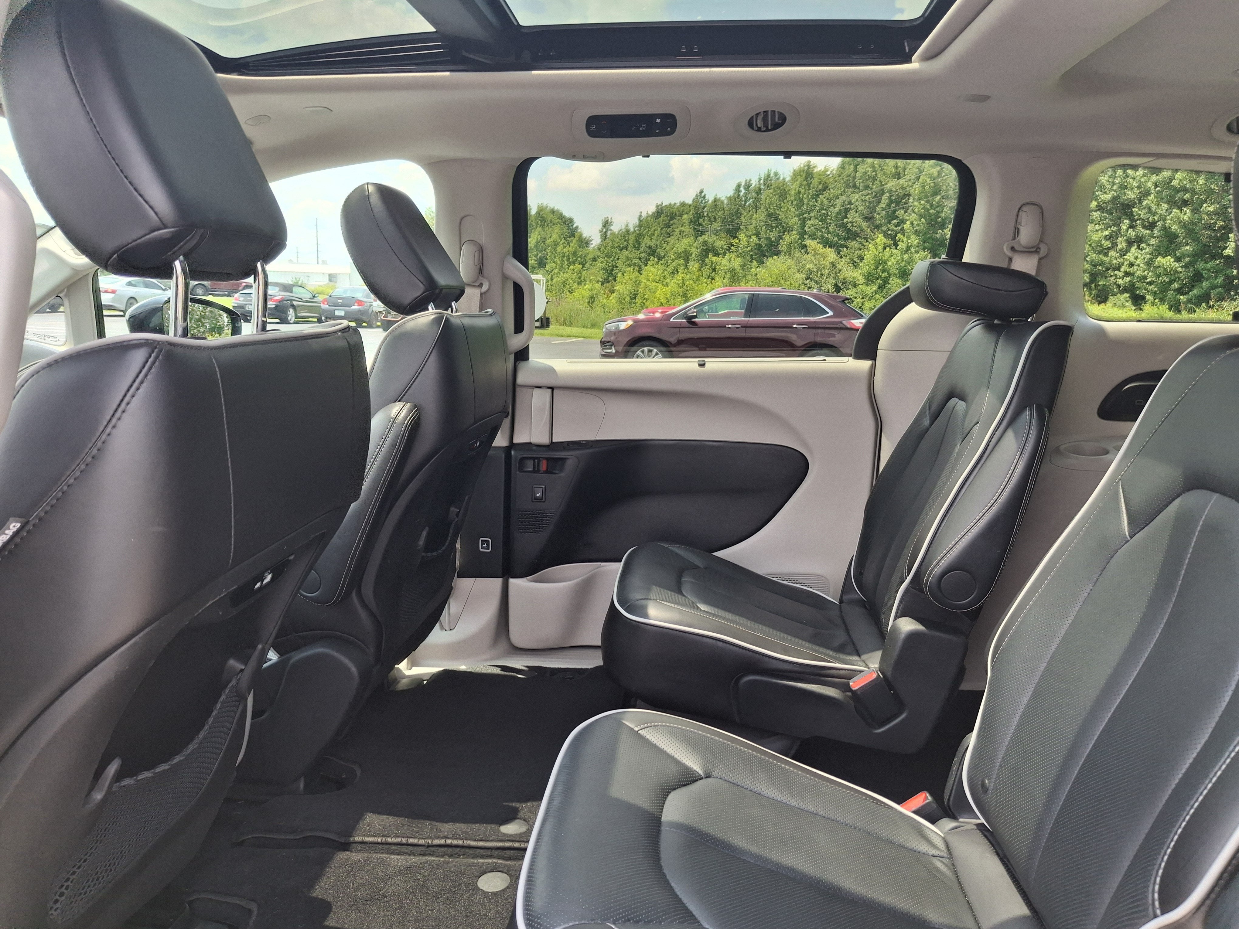 2024 Chrysler Pacifica Limited