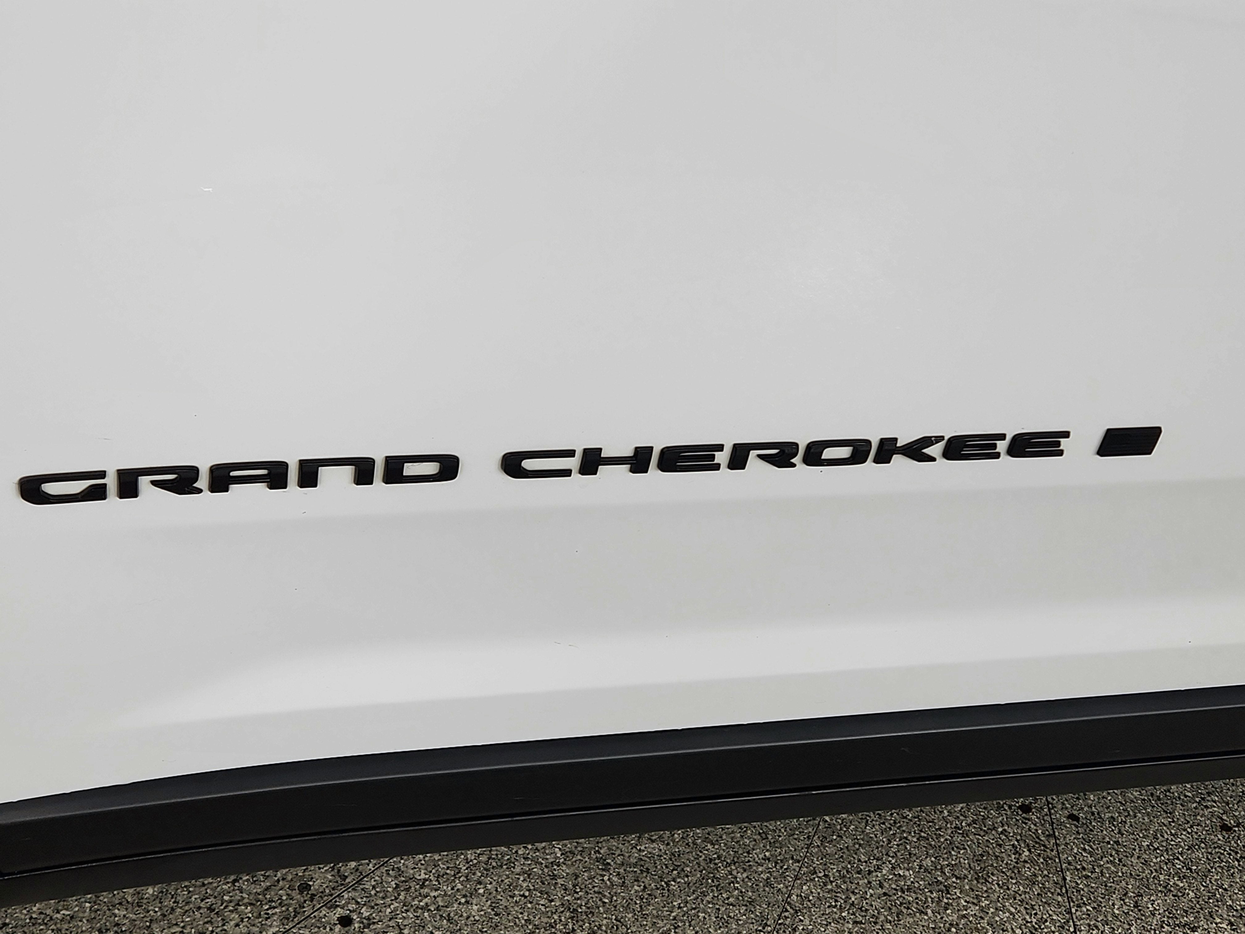2024 Jeep Grand Cherokee L Altitude