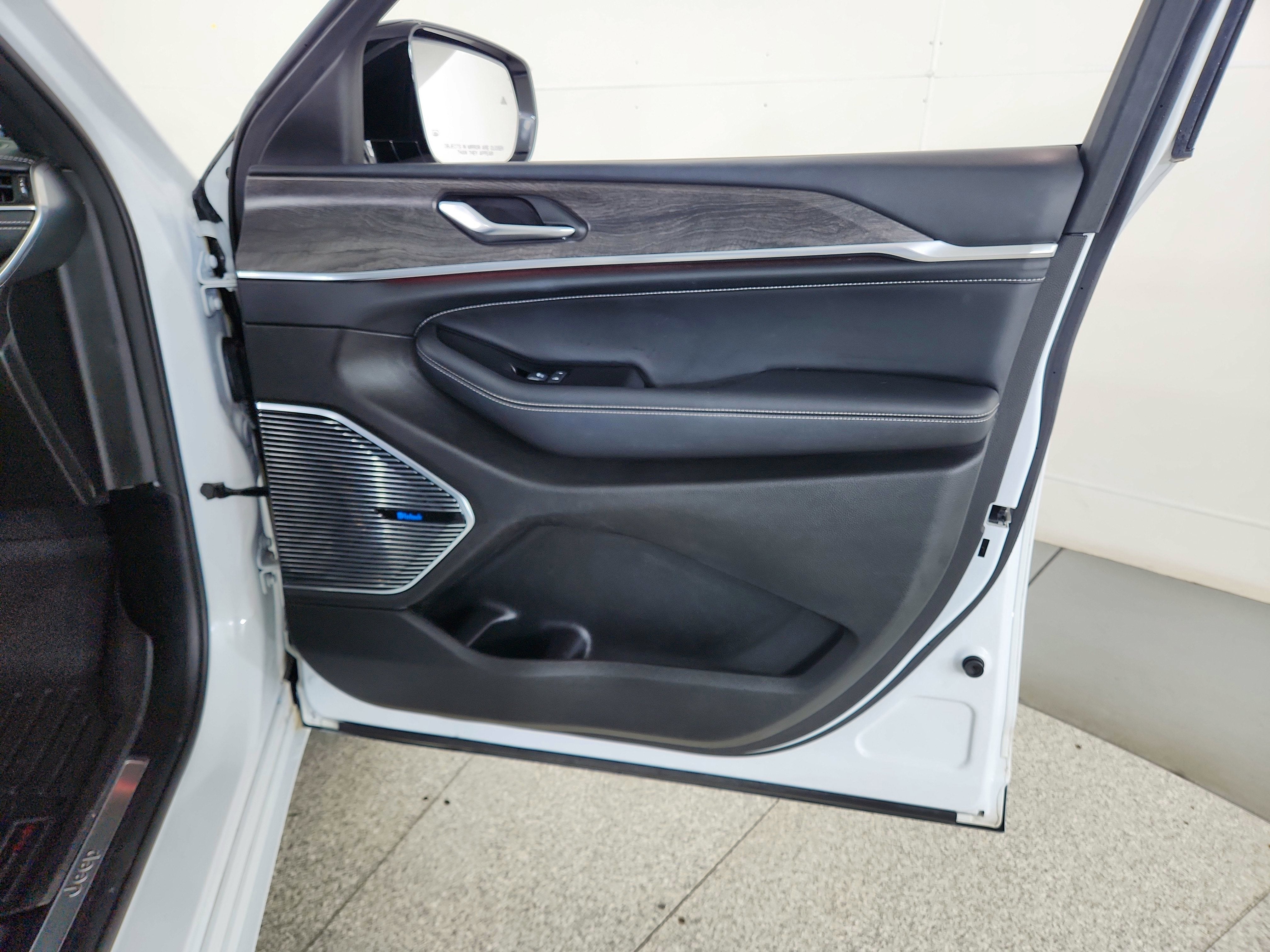 2022 Jeep Grand Cherokee L Overland