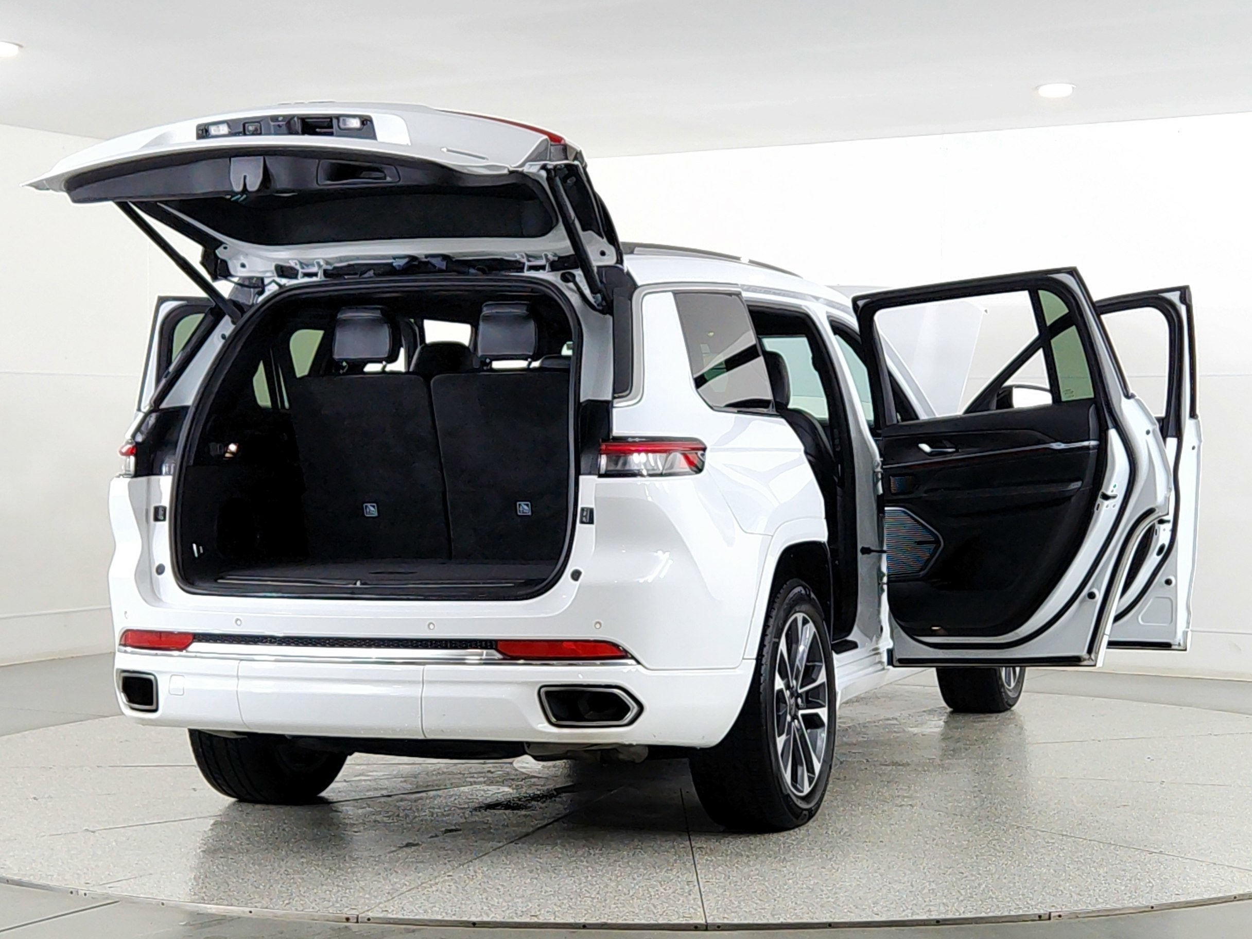 2022 Jeep Grand Cherokee L Overland