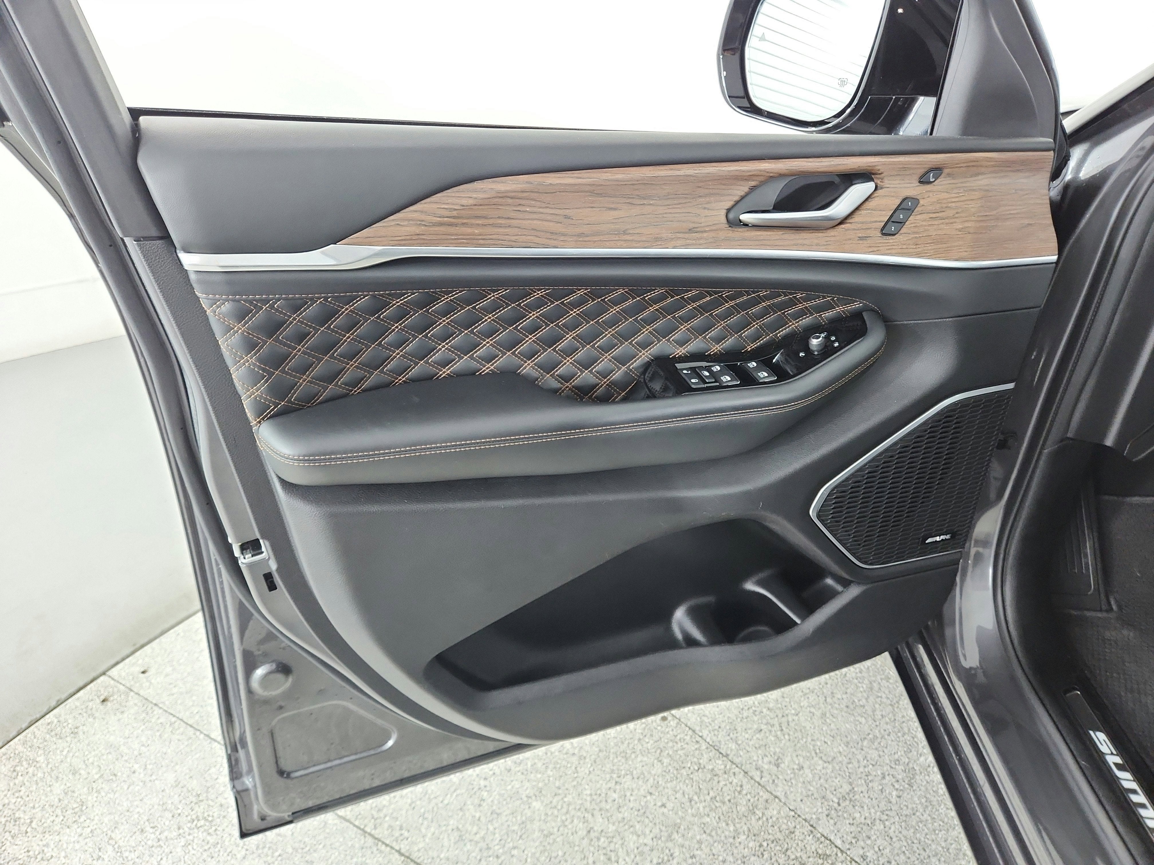 2023 Jeep Grand Cherokee L Summit