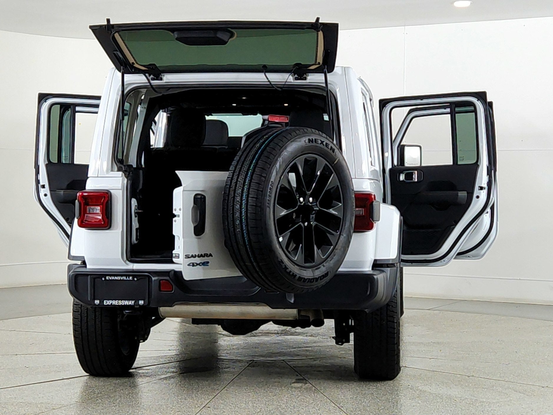 2025 Jeep Wrangler 4xe Sahara