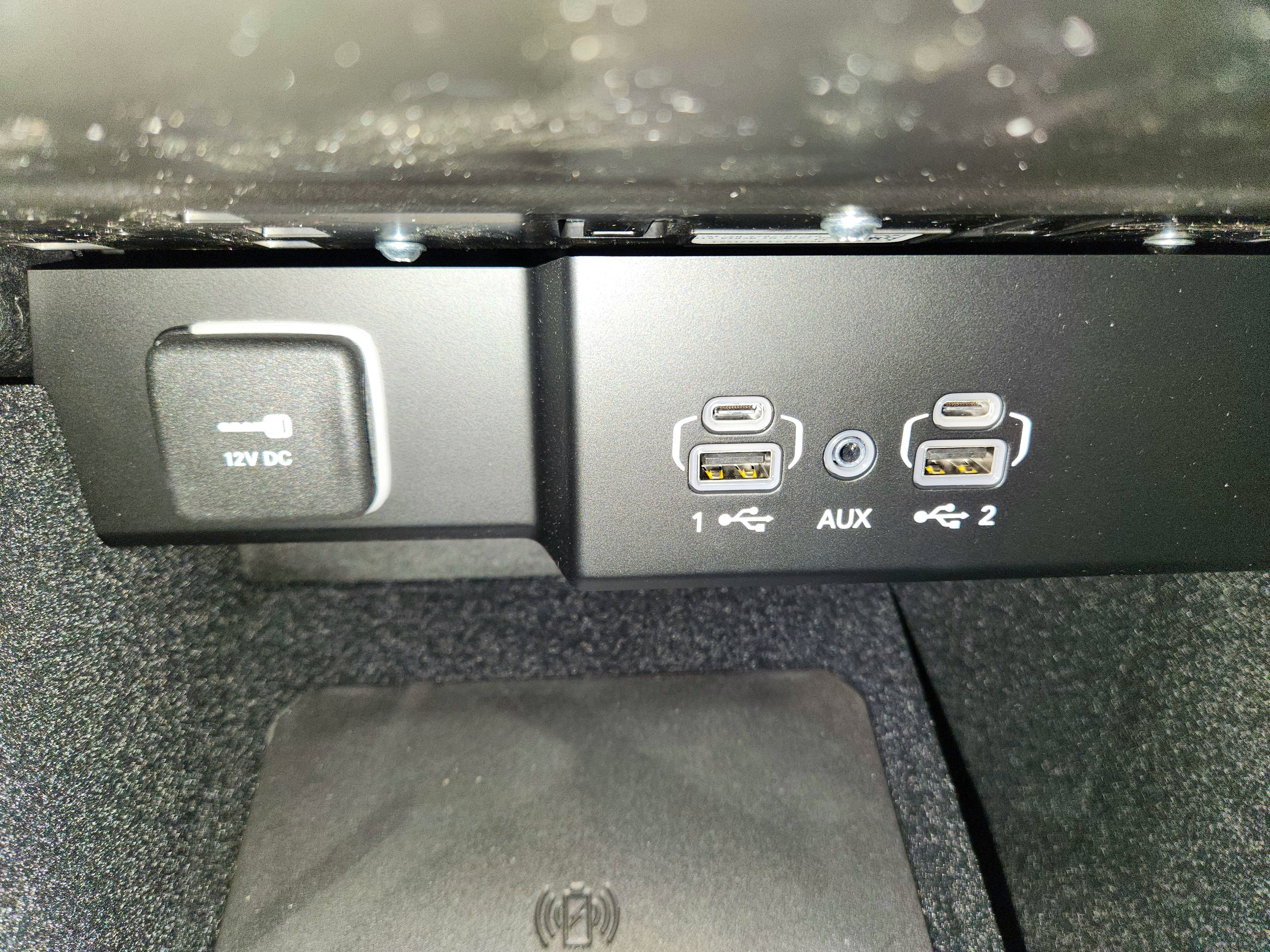 2025 Jeep Wagoneer BASE