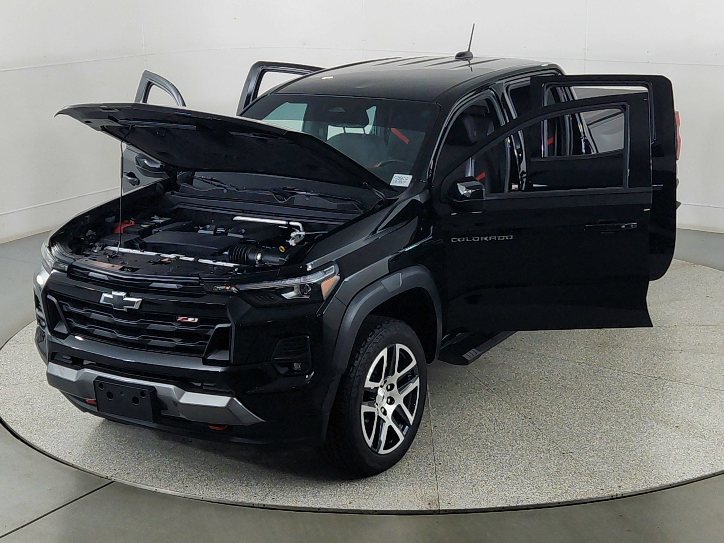 2023 Chevrolet Colorado 4WD Z71