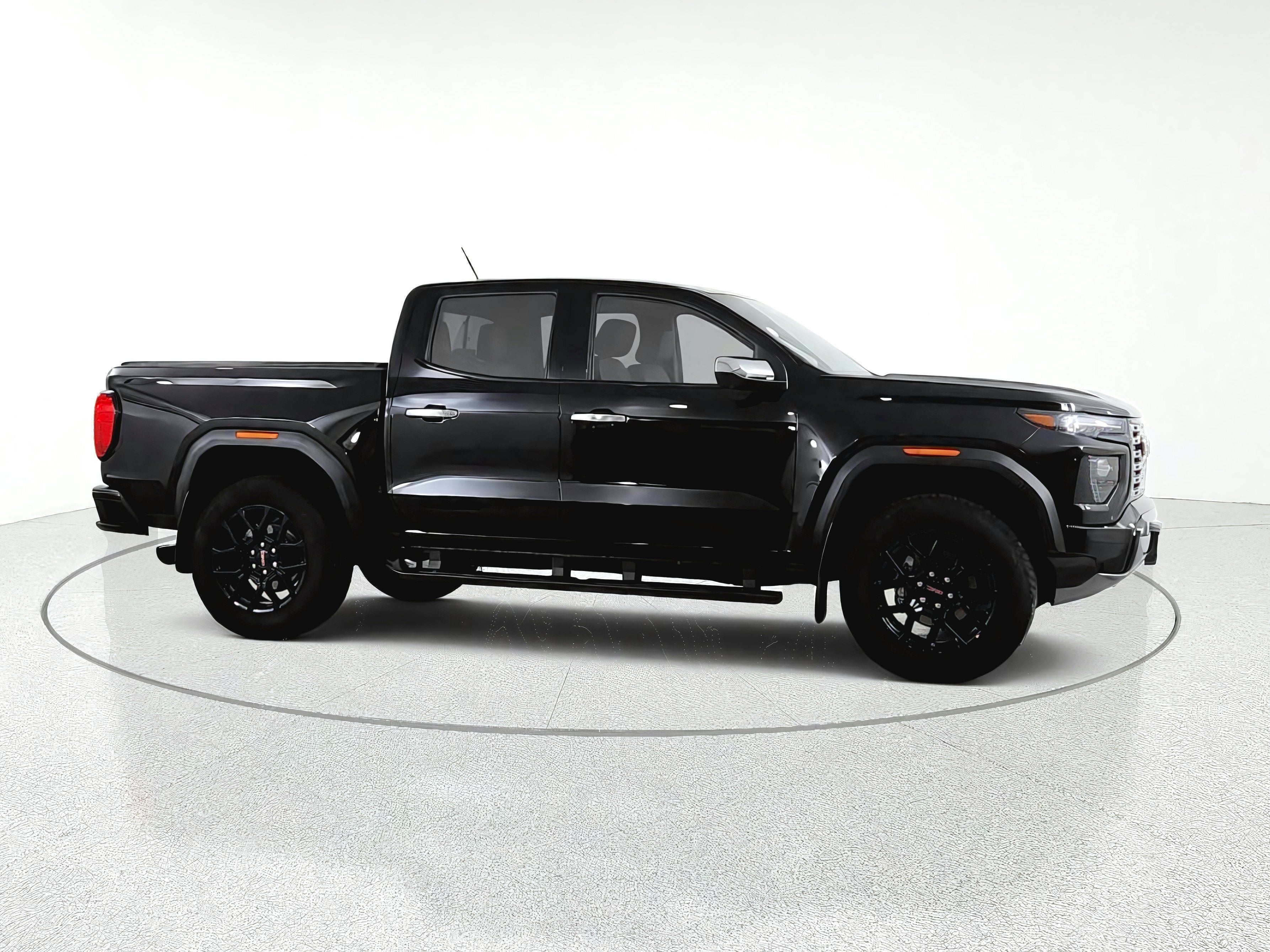 2024 GMC Canyon 4WD Crew Cab Denali