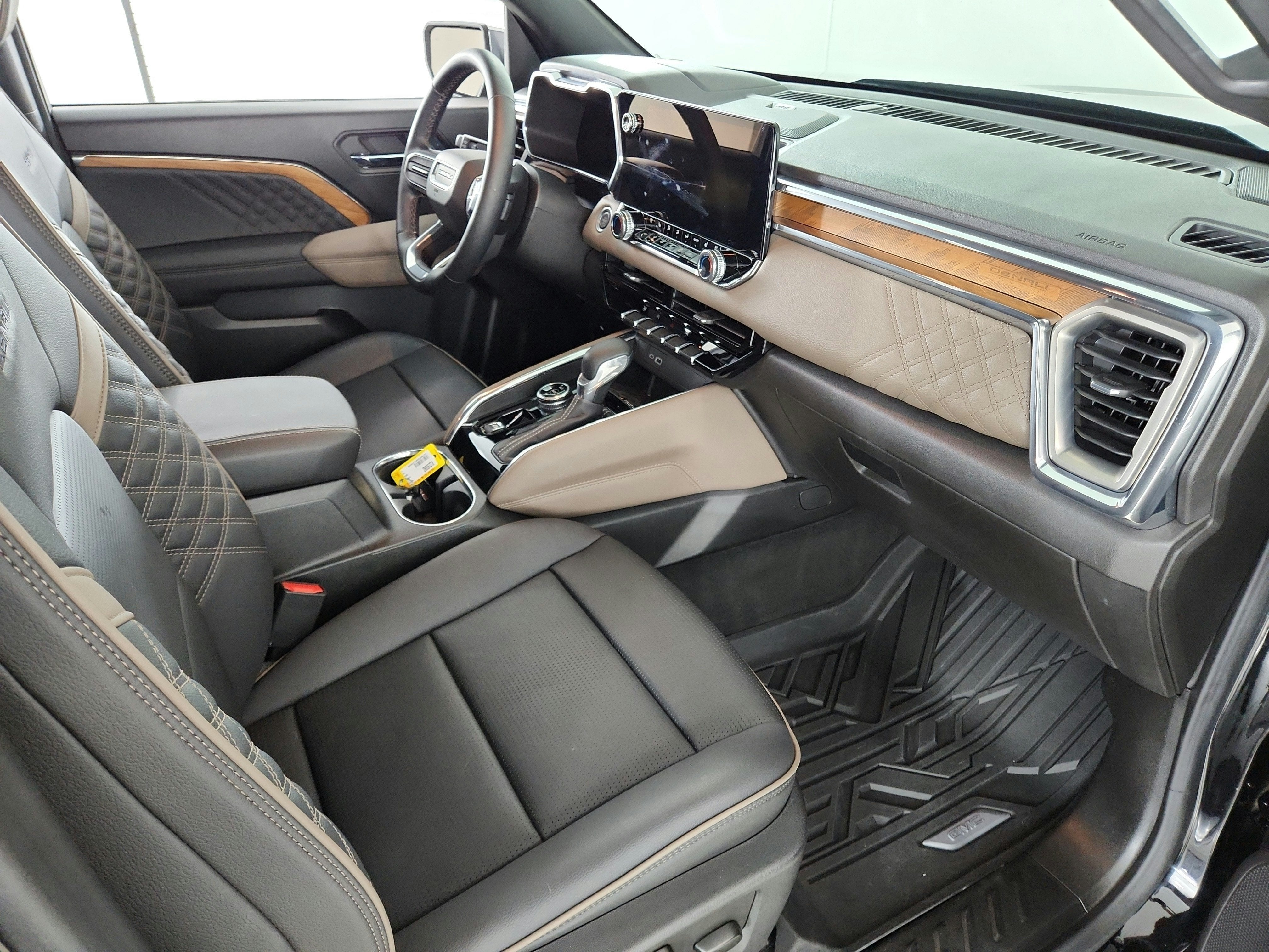 2024 GMC Canyon 4WD Crew Cab Denali