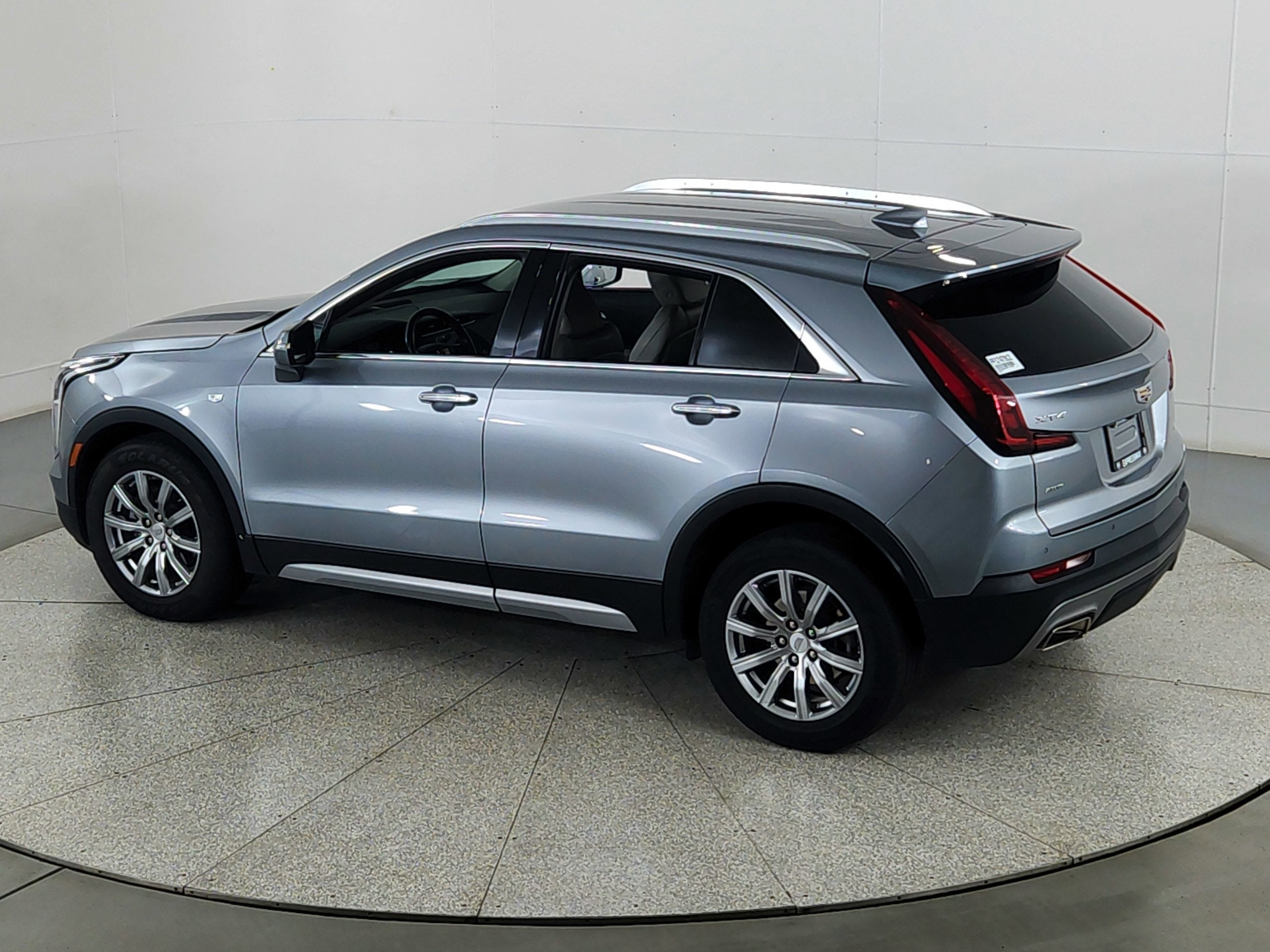 2023 Cadillac XT4 AWD Premium Luxury