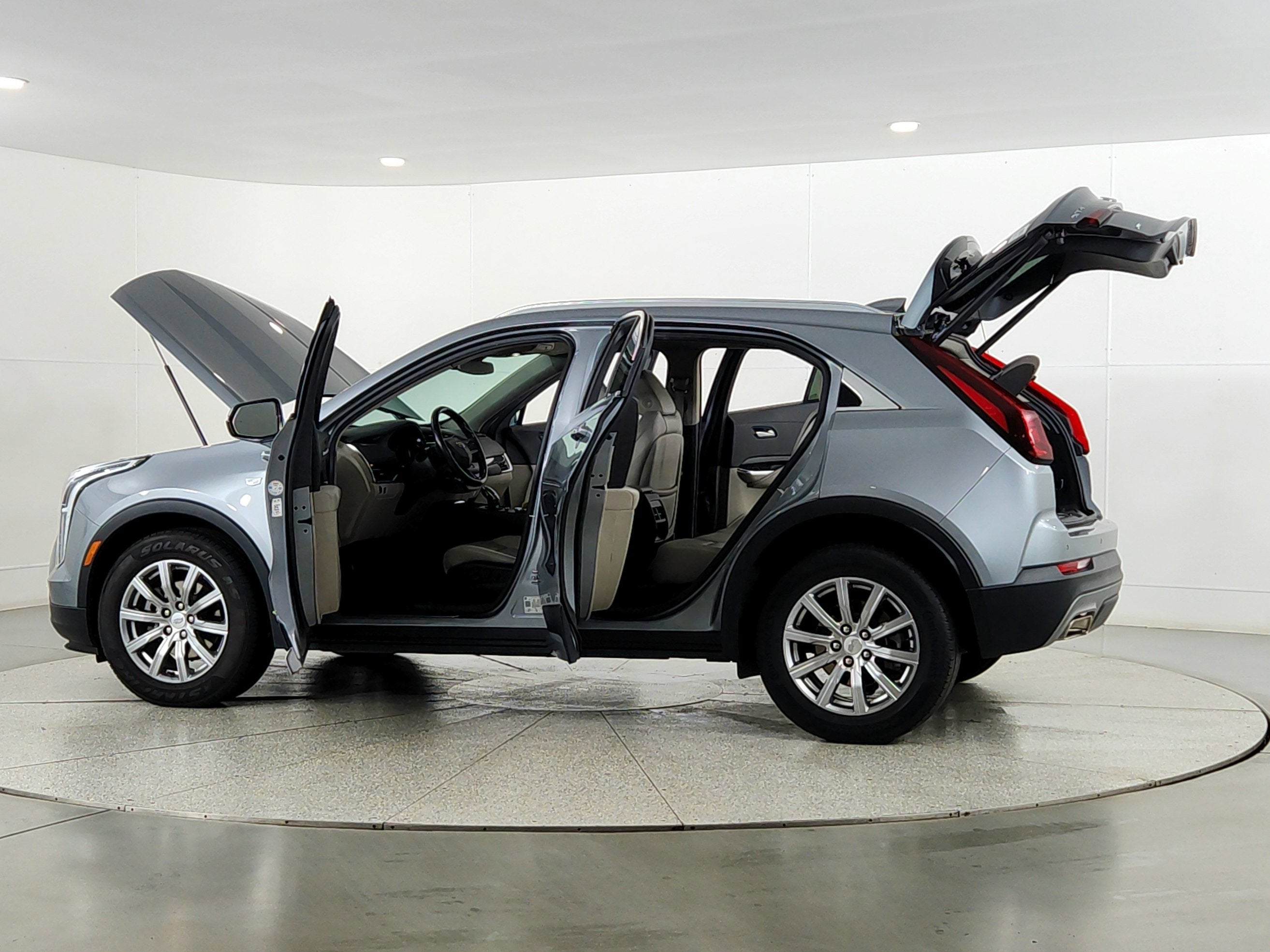 2023 Cadillac XT4 AWD Premium Luxury