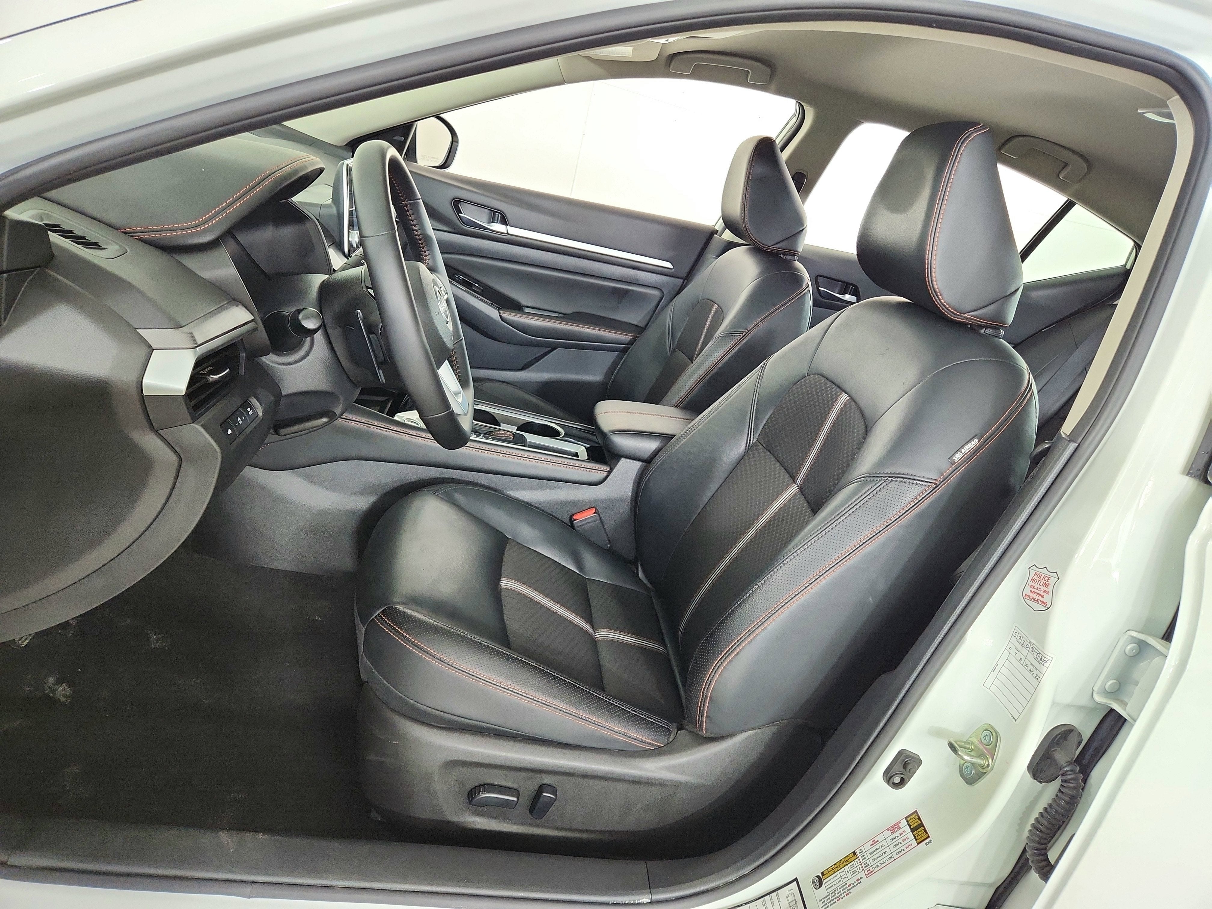 2025 Nissan Altima SR