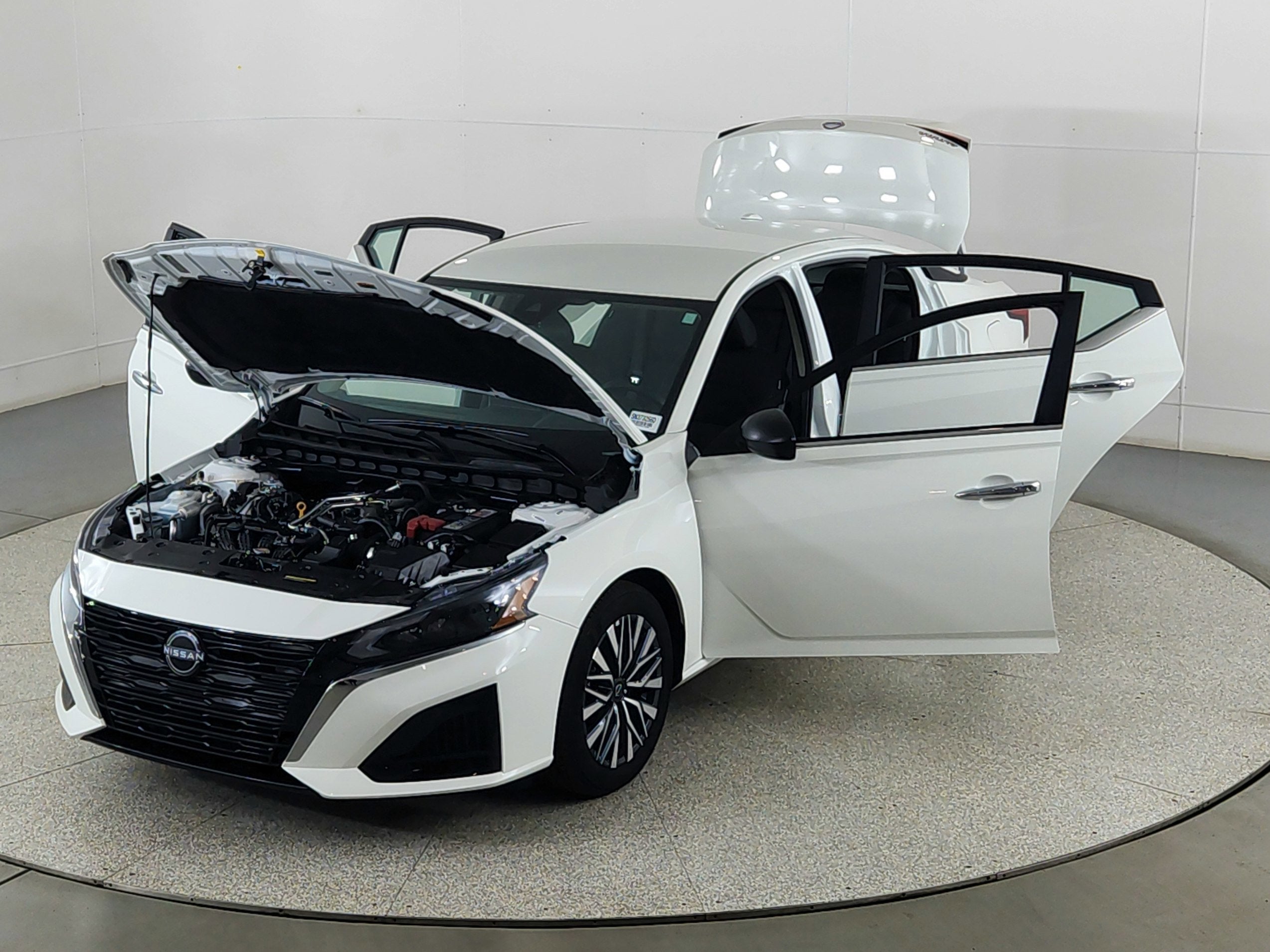 2025 Nissan Altima SV