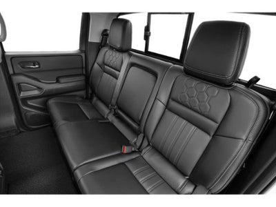 2025 Nissan Frontier SL