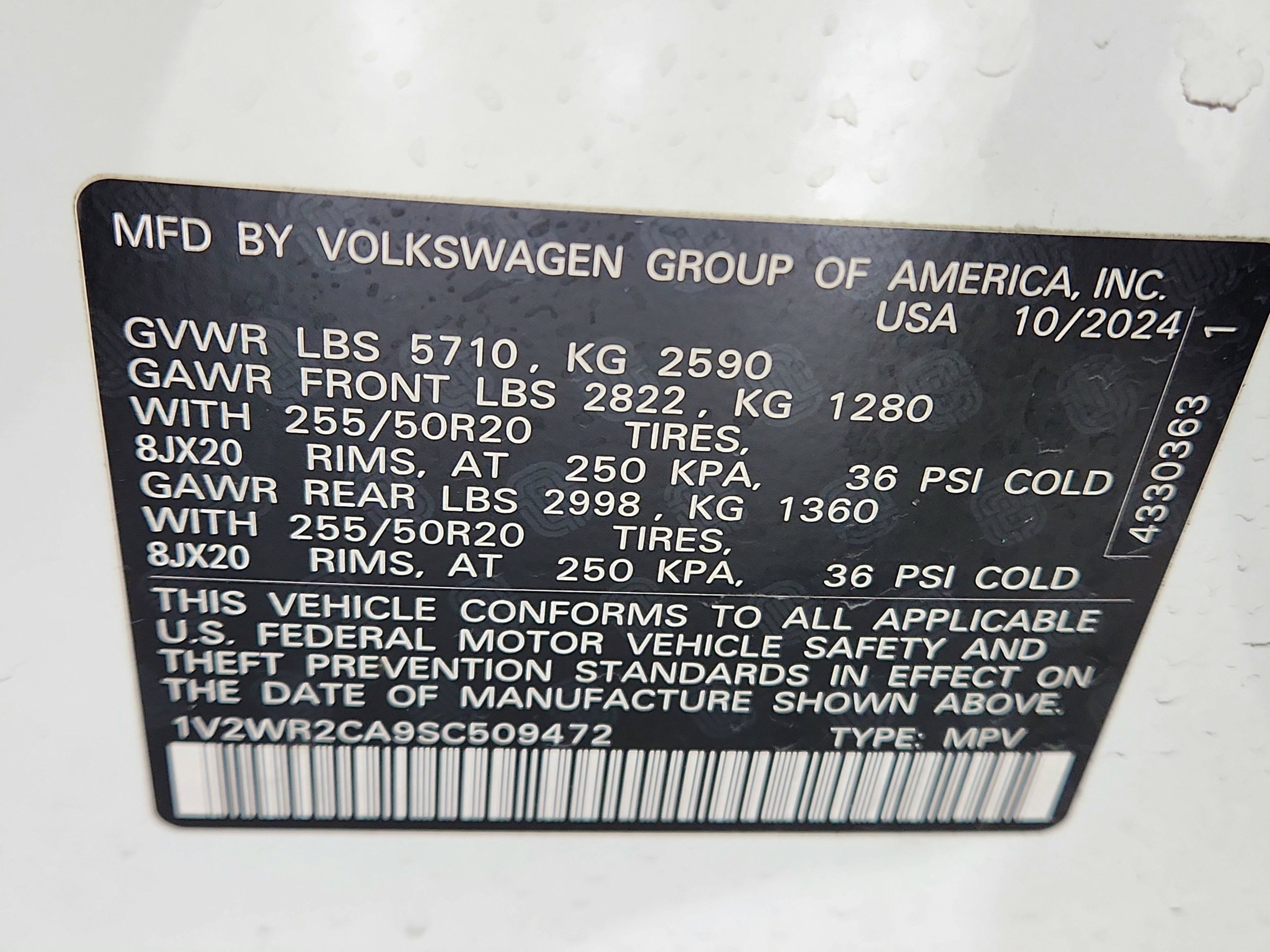 2025 Volkswagen Atlas 2.0T SE w/Technology