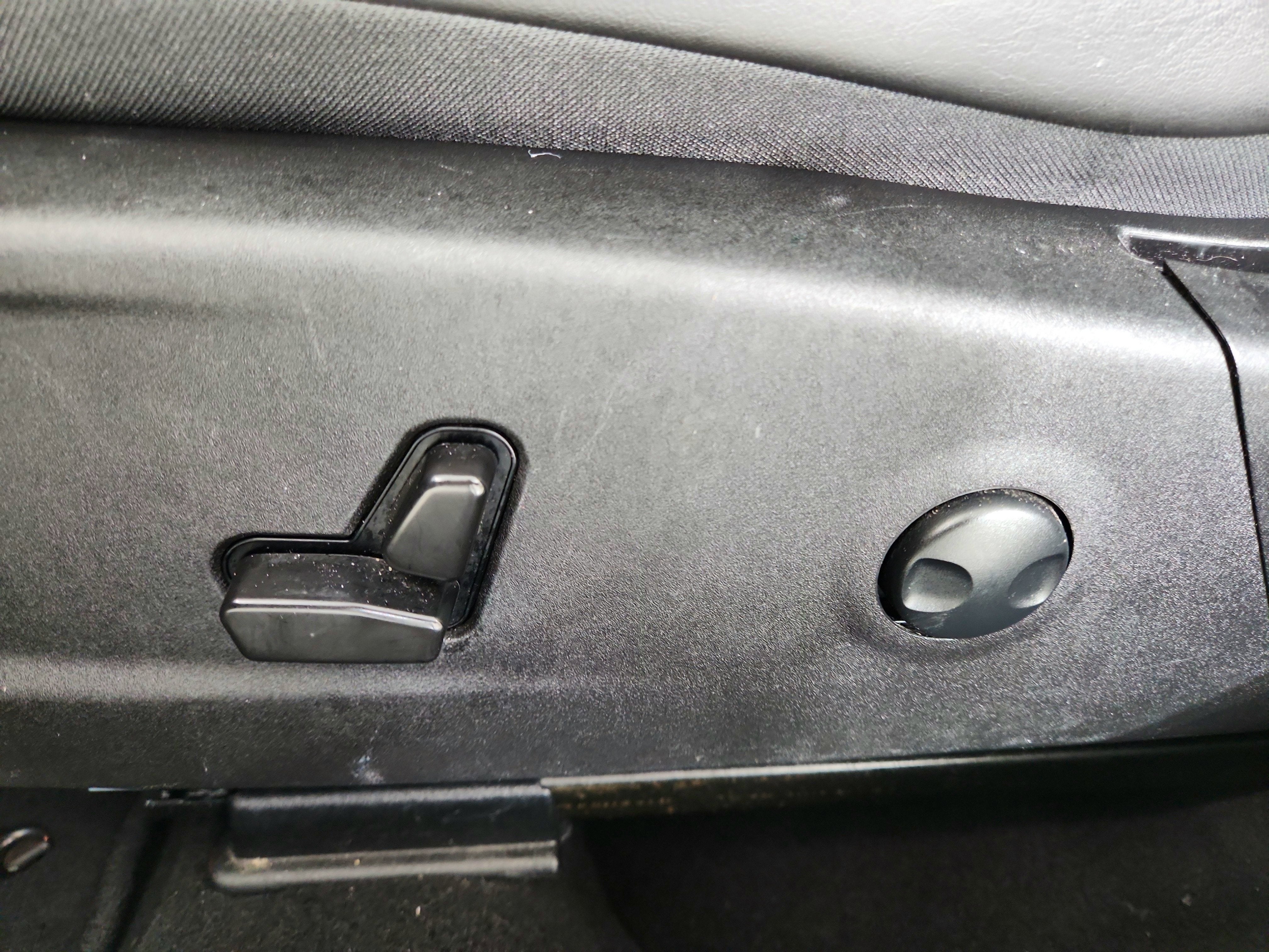 2023 Chrysler 300 300S