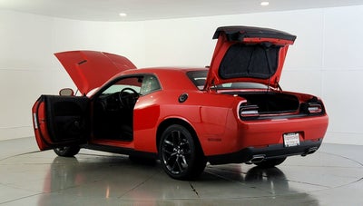 2022 Dodge Challenger SXT