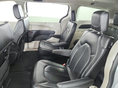 2023 Chrysler Pacifica Touring L FWD