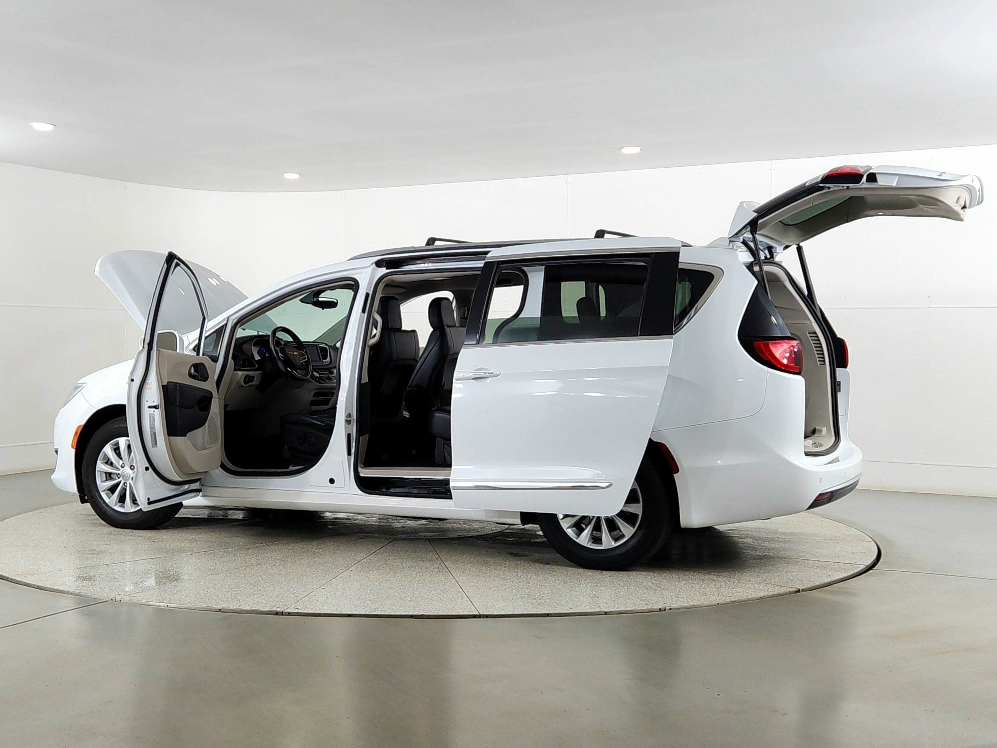 2018 Chrysler Pacifica Touring L