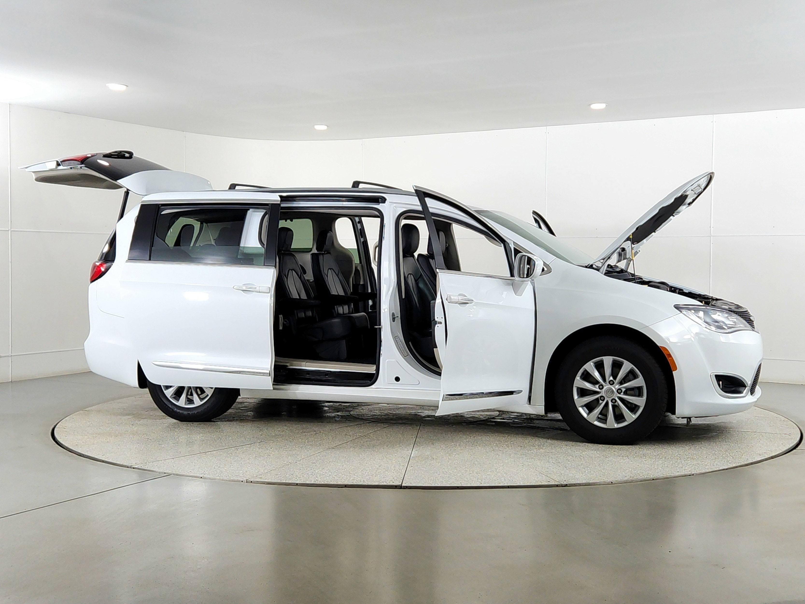 2018 Chrysler Pacifica Touring L