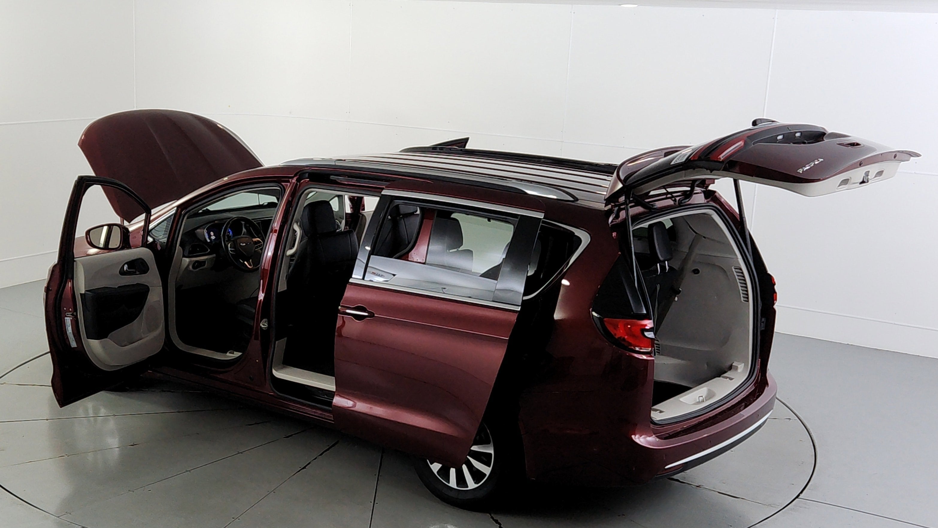 2021 Chrysler Pacifica Touring L