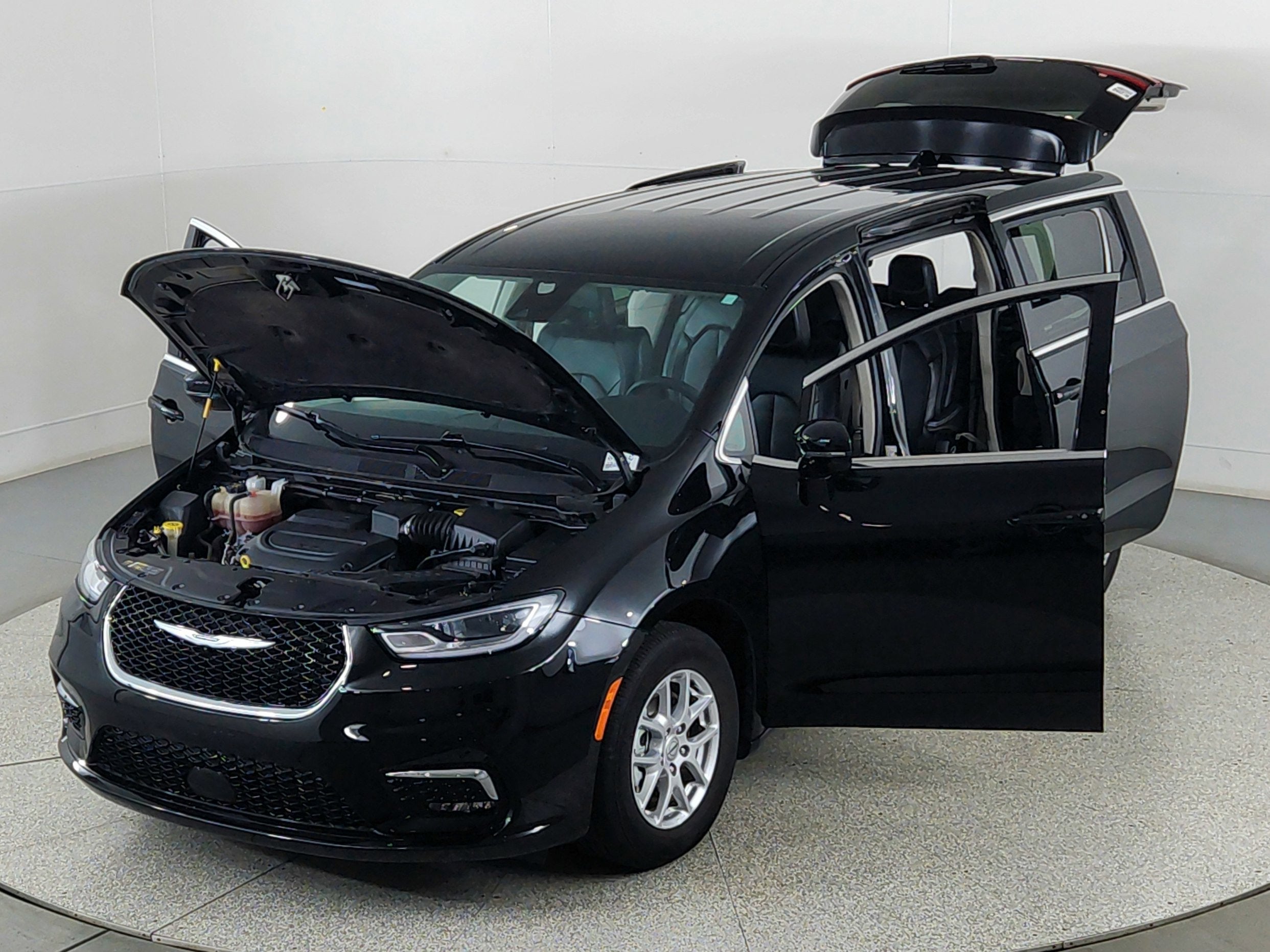 2024 Chrysler Pacifica Touring L
