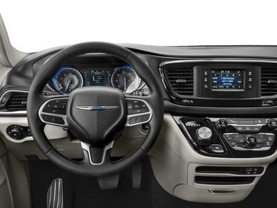 2017 Chrysler Pacifica Touring-L Plus FWD