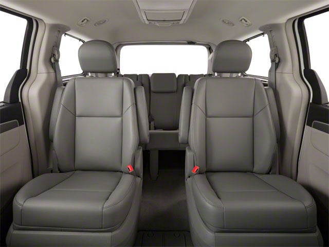 2010 Volkswagen Routan SE