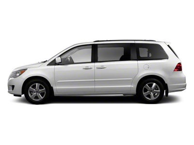 2010 Volkswagen Routan SE