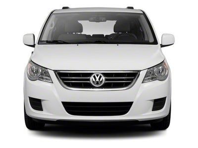 2010 Volkswagen Routan SE