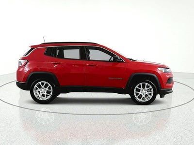 2023 Jeep Compass Latitude Lux