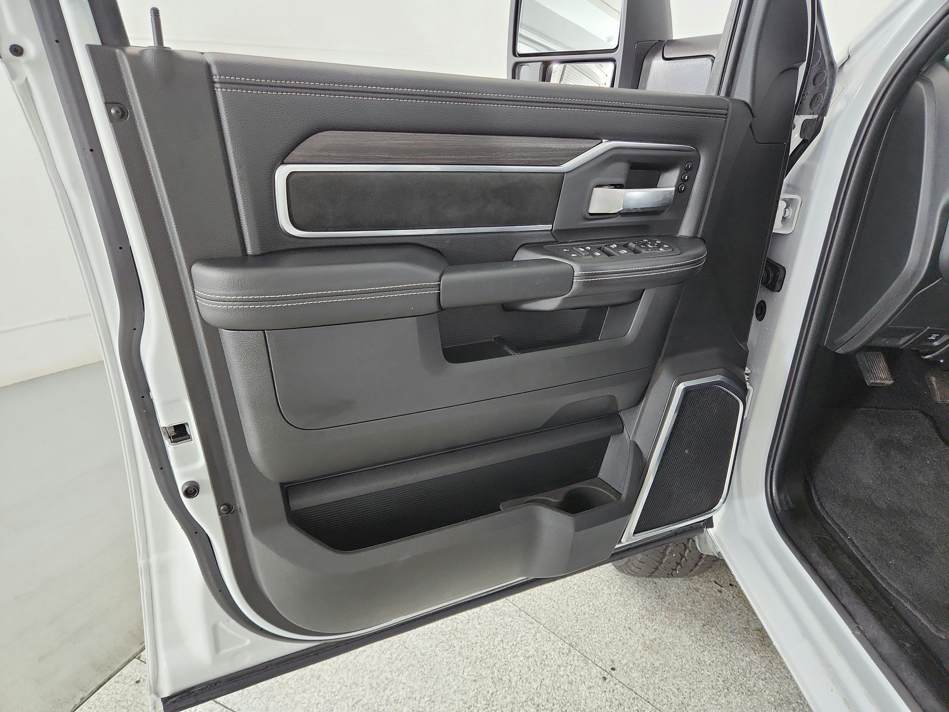 2026 RAM Ram 2500 Laramie 4x4 Crew Cab 6'4" Box