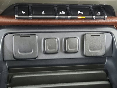 2014 Chevrolet Silverado 1500 High Country