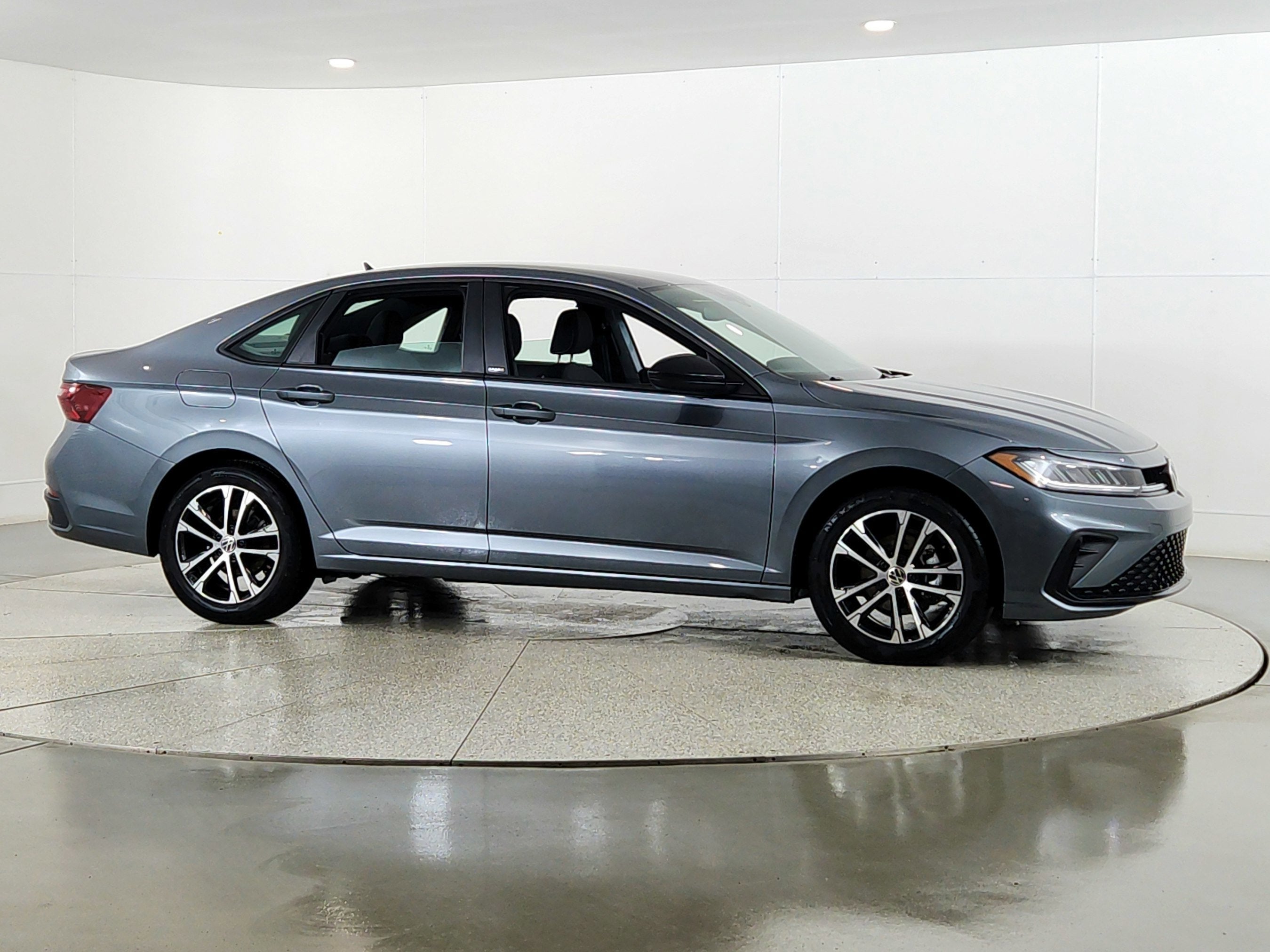 2025 Volkswagen Jetta Sport