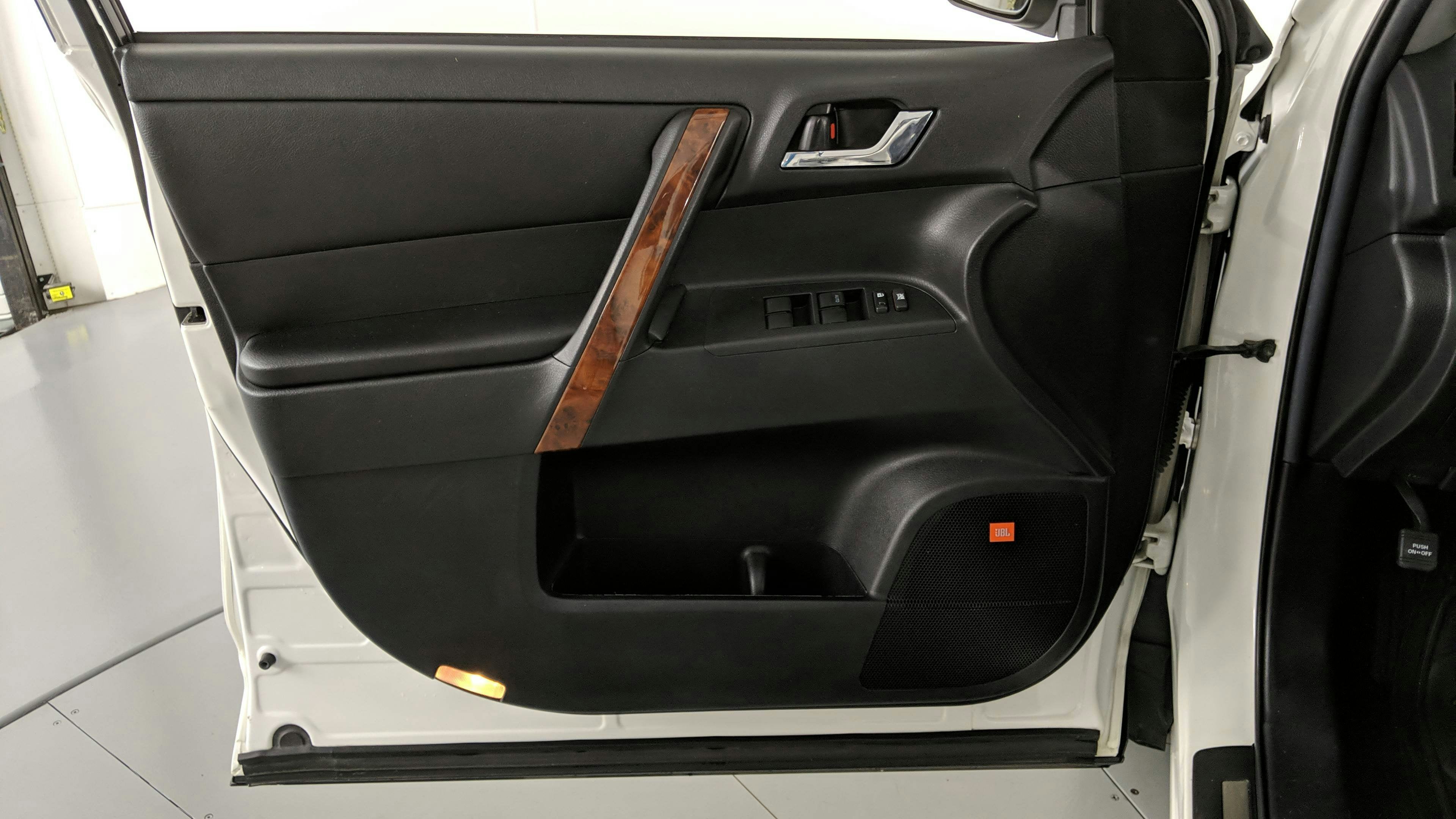 2011 Toyota Highlander Limited