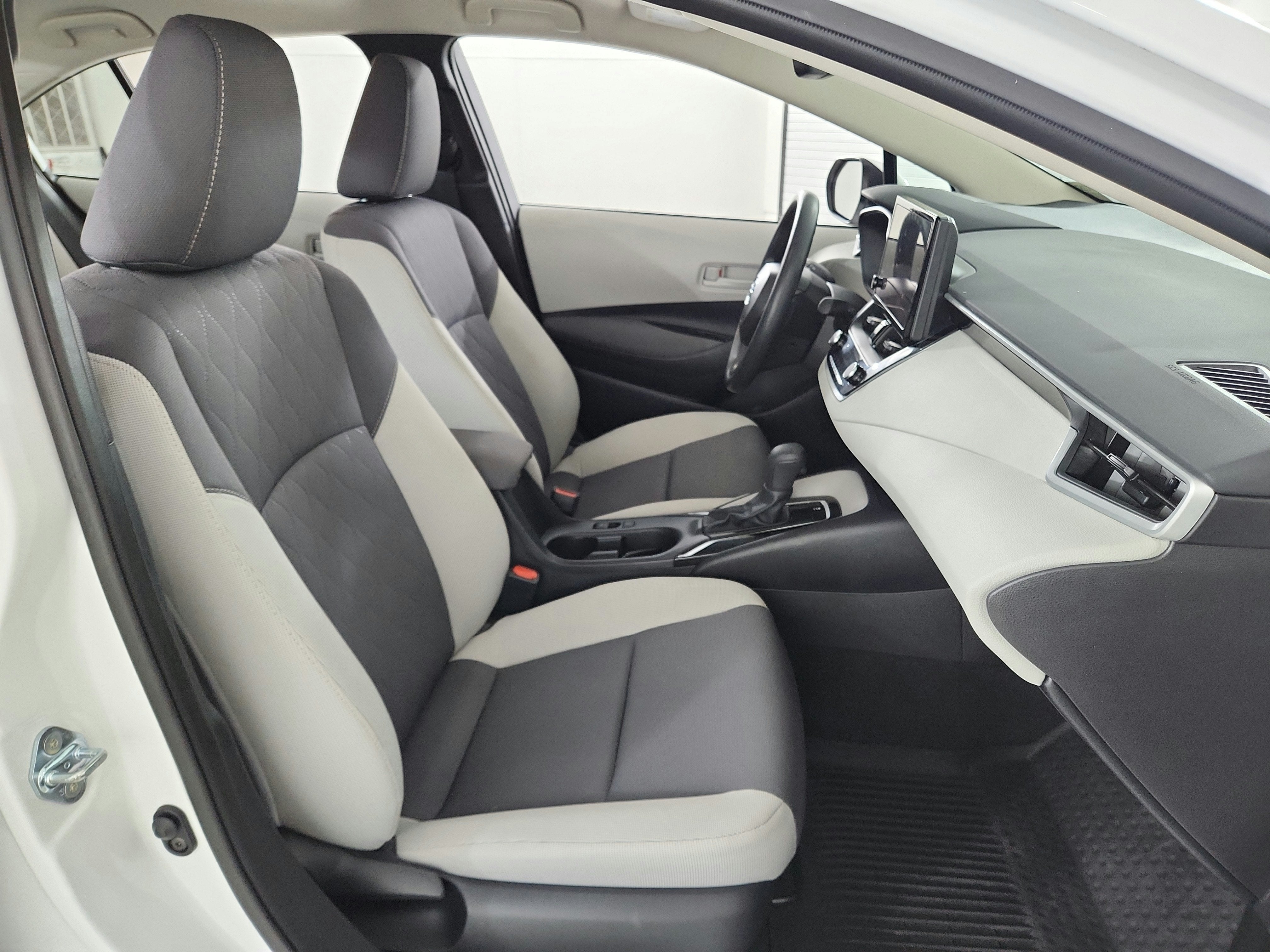 2026 Toyota Corolla LE CVT